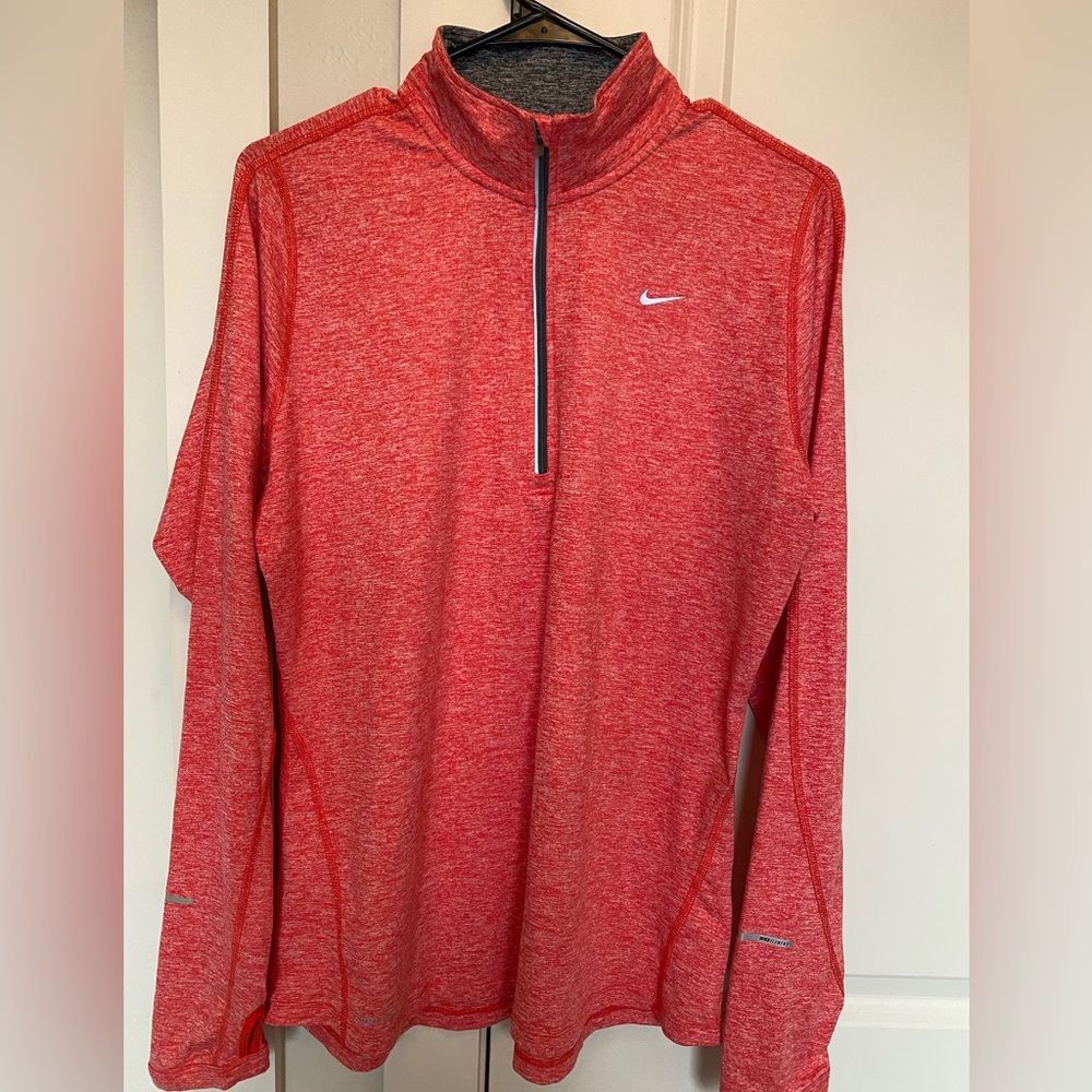 Nike Women’s Heathered Red Pullover top